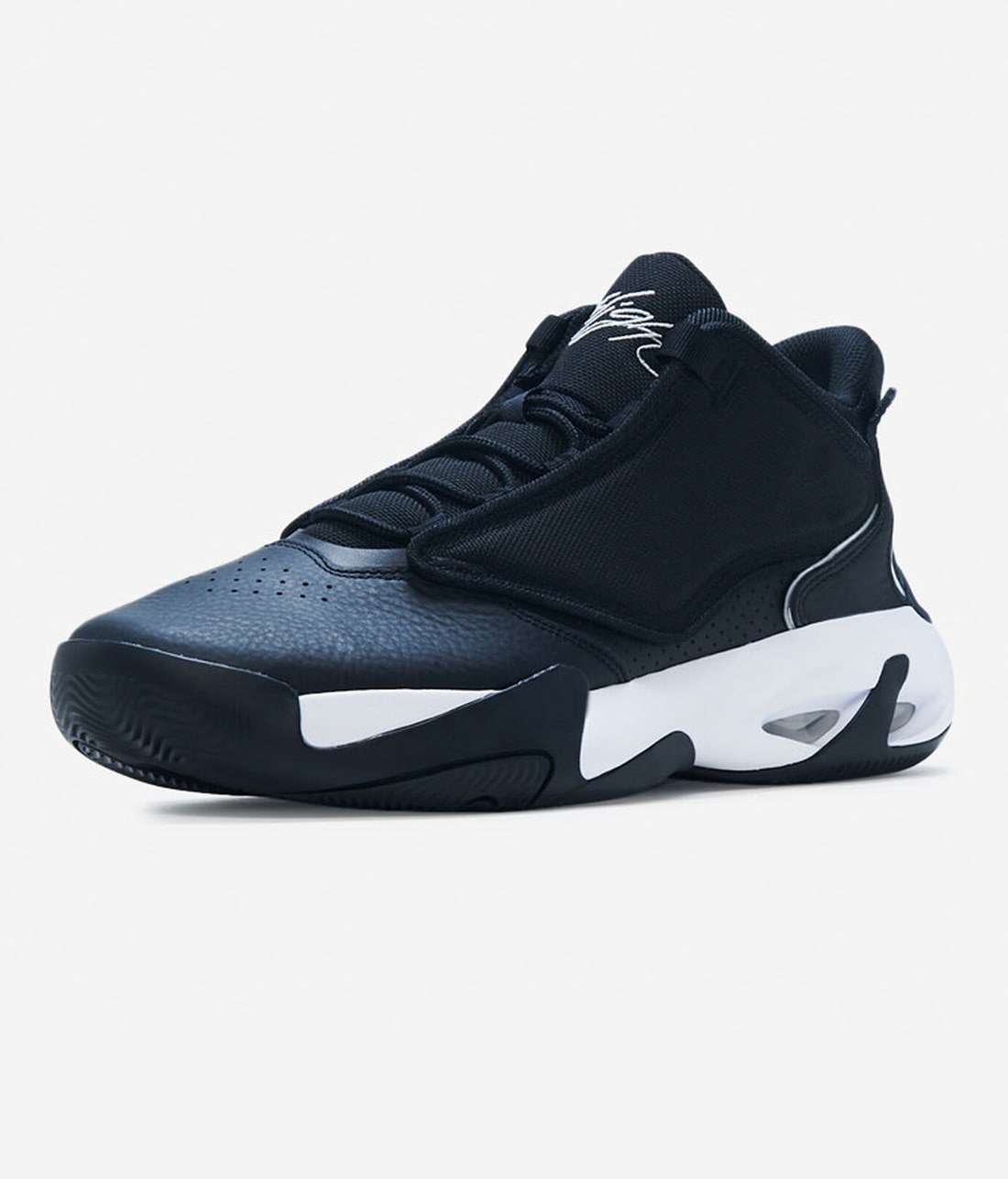 Second image of Men's Jordan Max Aura